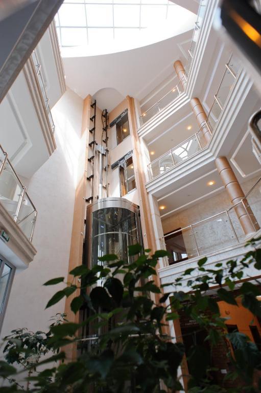 Karpaty Hotel フースト エクステリア 写真