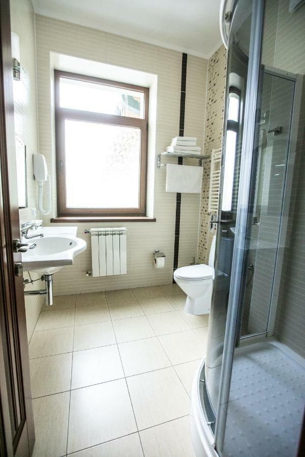 Karpaty Hotel フースト エクステリア 写真